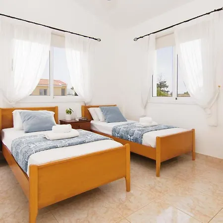 Aththg31 Villa Ayia Napa